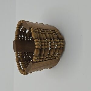 Brown wooden stretch beaded bracelet